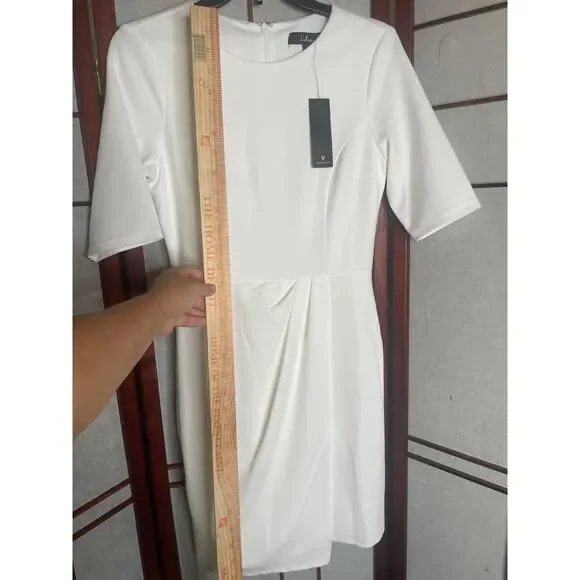 Lulus NWT White Wrap Style Tulip Mini Dress - Size Small - Picture 8 of 11